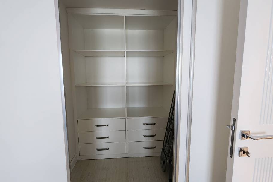 Property Detail